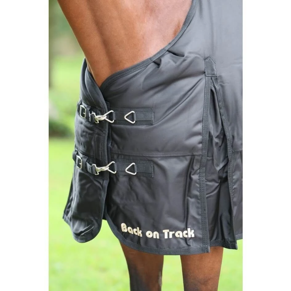 Back On Track Couverture Frost 1680D 125 Cm – Image 2